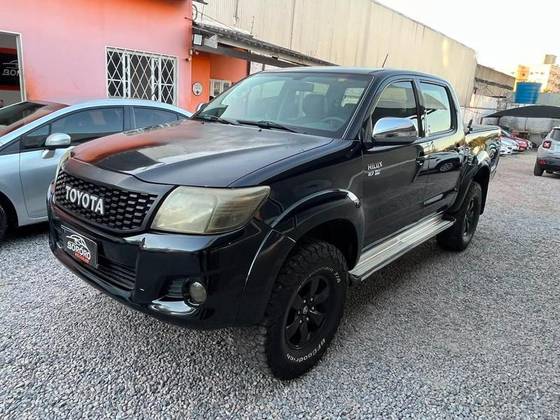 TOYOTA HILUX 2.7 SRV 4X2 CD 16V FLEX 4P AUTOMÁTICO TOYOTA HILUX 2.7 SRV 4X2 CD 16V FLEX 4P AUTOMÁTICO